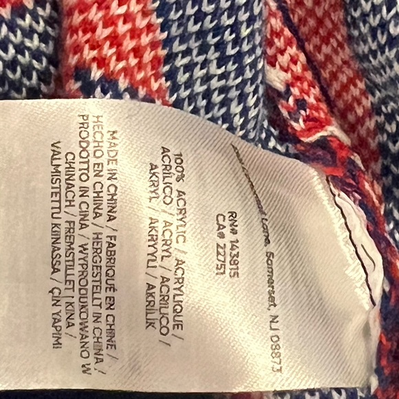 #3467. NFL Team Apparel NY Giants Christmas Sweater. Size L - Picture 9 of 9